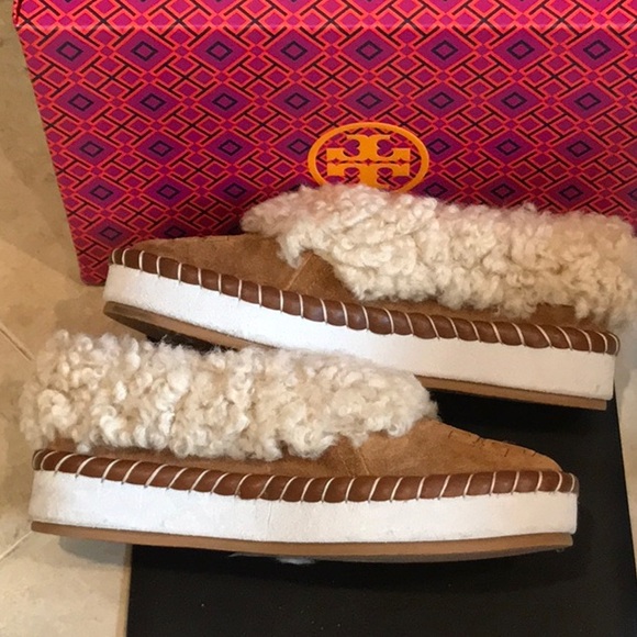 TORY BURCH SUEDE SHEARLING LOGO LOAFER SLIPPERS - Picture 9 of 10